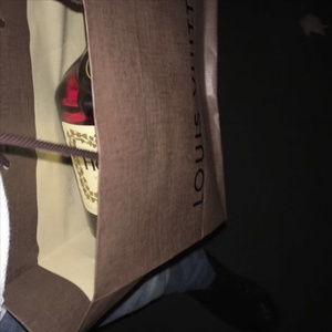 有一个老太婆和小伙子黄色毛片演一个有一个小伙子黄色毛片
